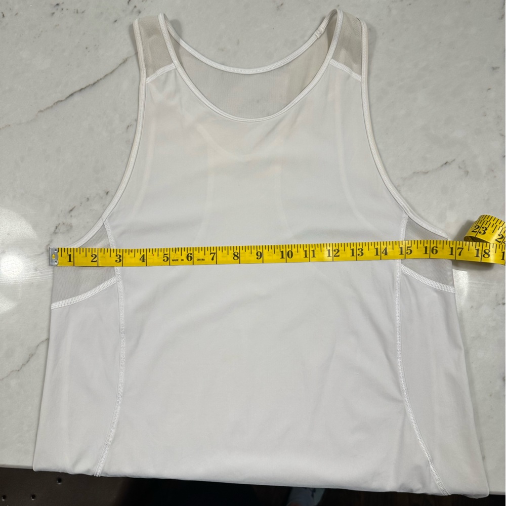 Lululemon Sculpt tank size 6